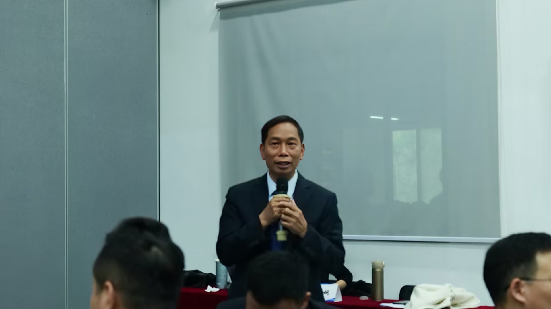 图片4-梁董发言.jpg